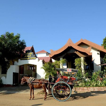 Manisanda Hotel Bagan Exterior foto