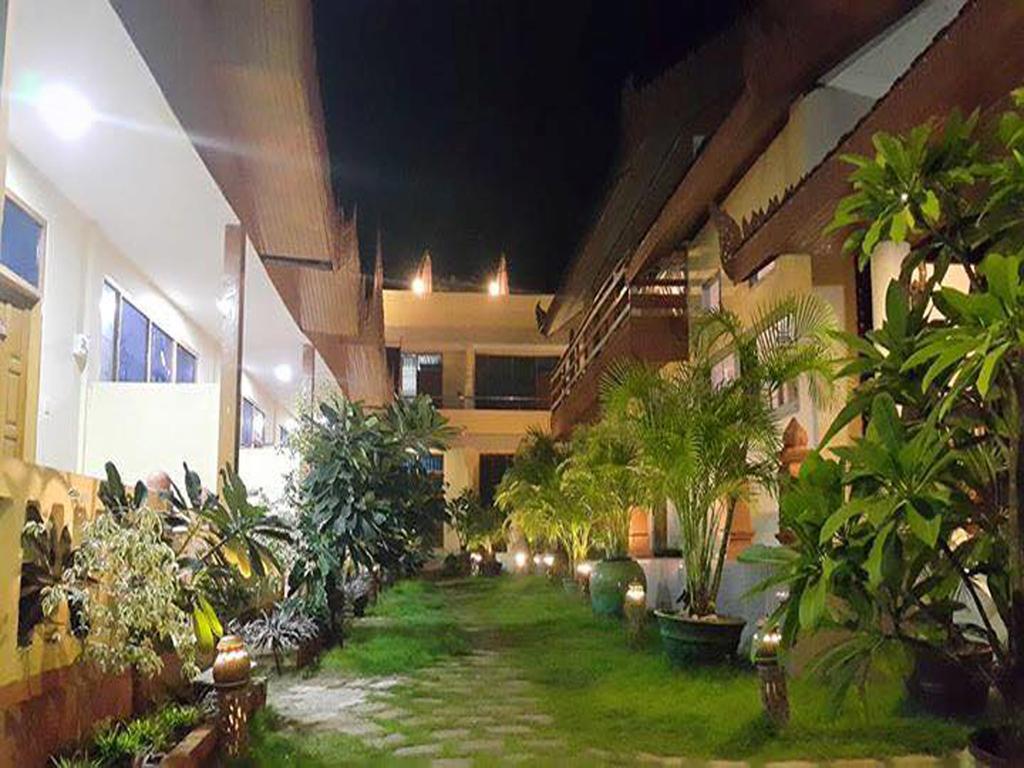 Manisanda Hotel Bagan Exterior foto