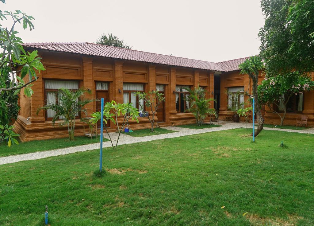 Manisanda Hotel Bagan Exterior foto